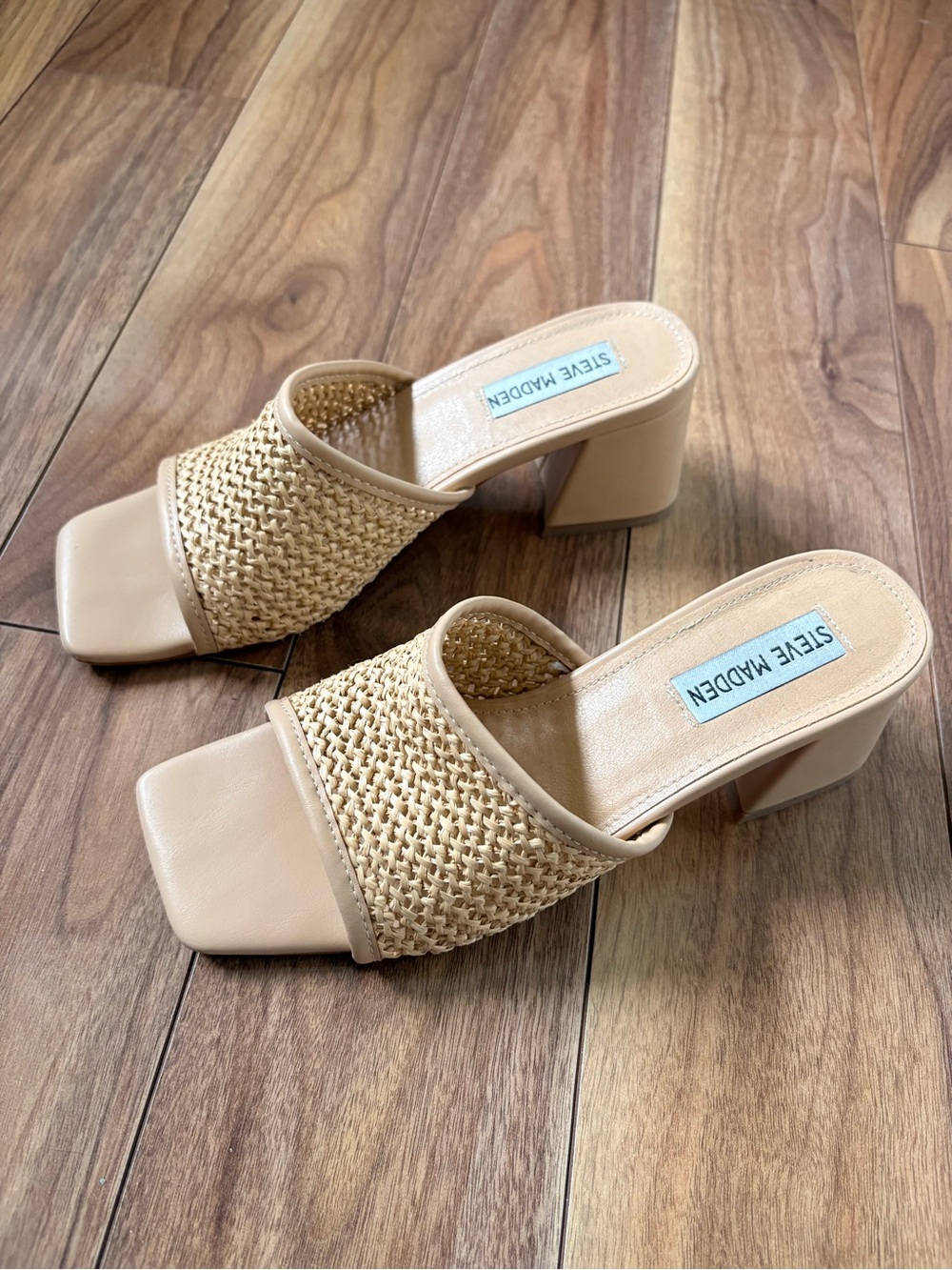 Steve Madden Natural Raffia Block Heel Mules